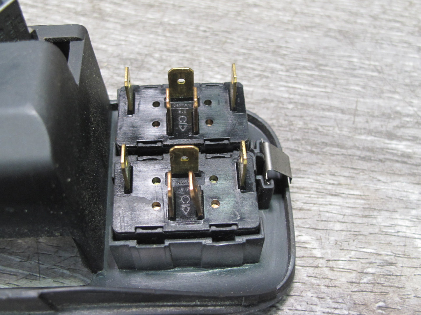 2000-2005 Porsche 911 996 Convertible Center Console Ashtray Window Switch Trim