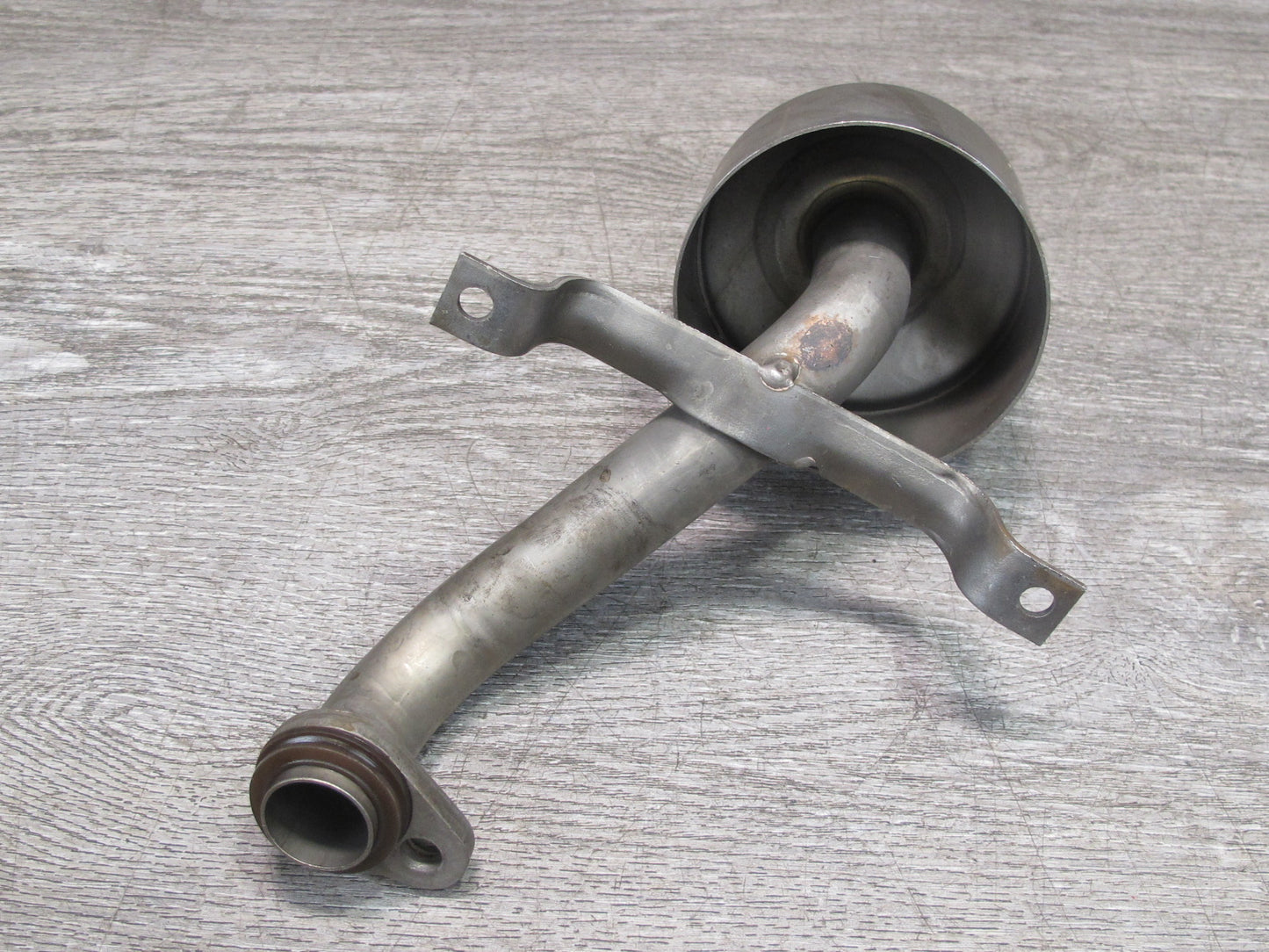 1987-1991 Porsche 928 S4 5.0L V8 Engine Motor Oil Sump Pickup Tube