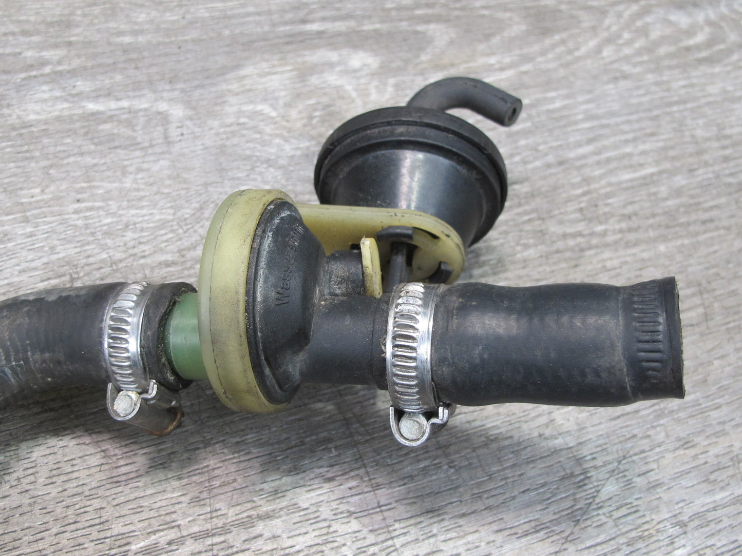 1987-1991 Porsche 928 S Hvac Coolant Control Valve W/ Hose