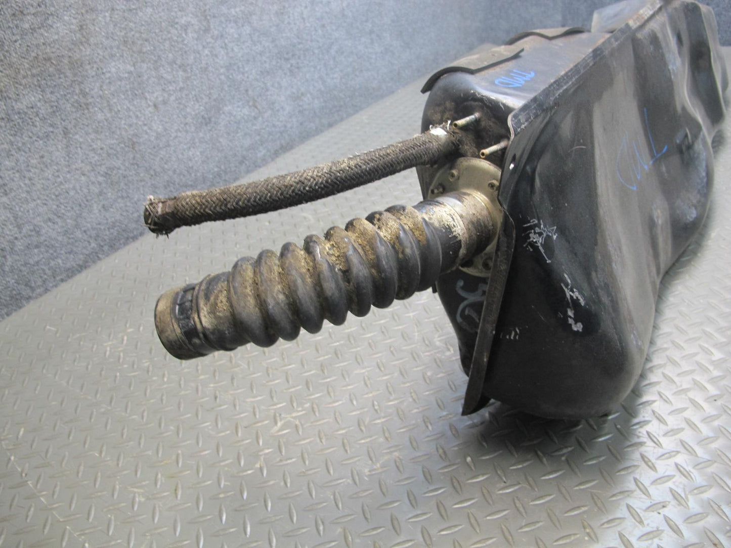 86-89 Toyota MR2 AW15 4AGELC Fuel Gas Tank Assembly OEM