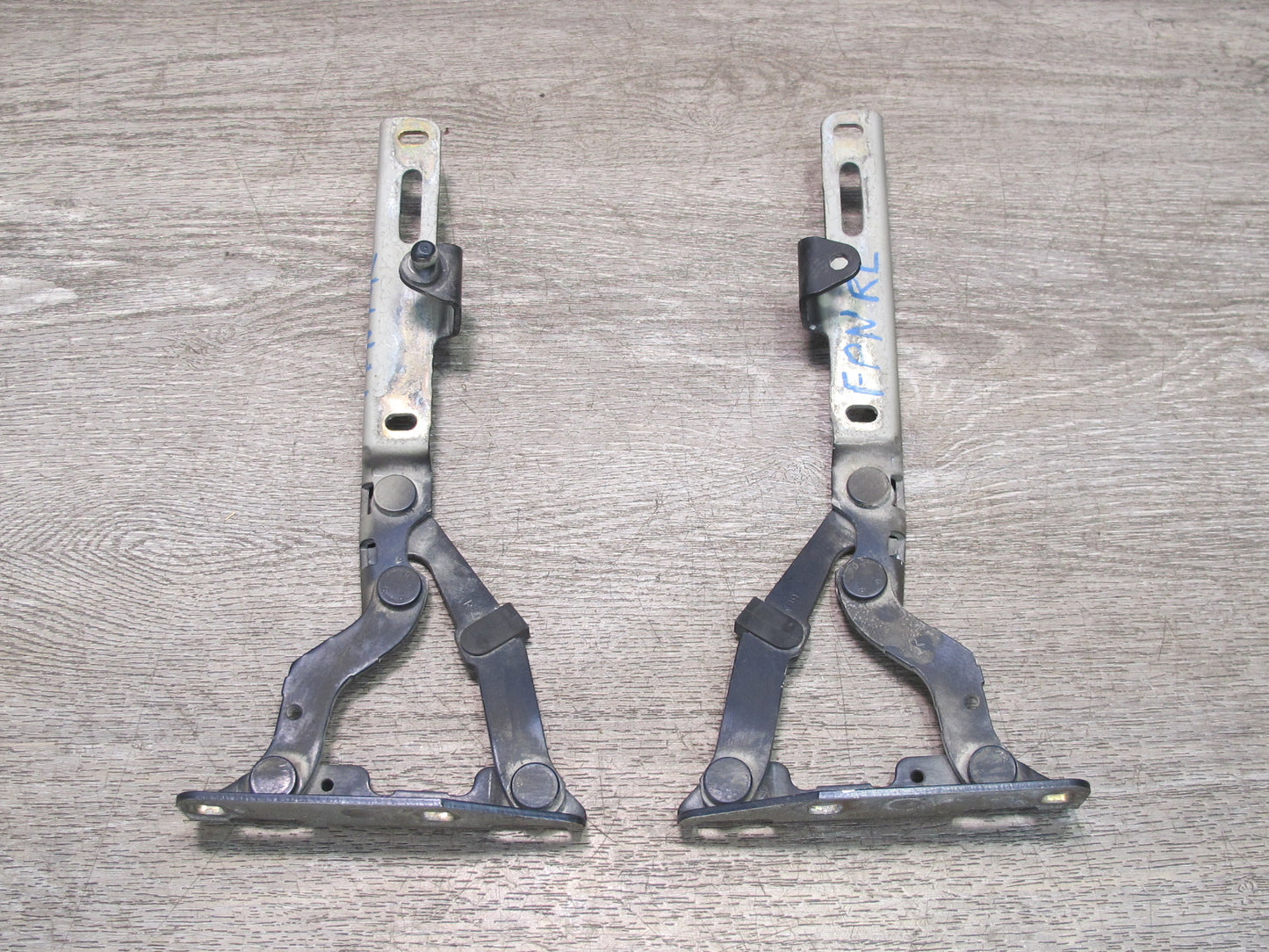 1999-2005 Porsche 911 Carrera 996 Rear Left & Right Side Engine Trunk Hinge Set