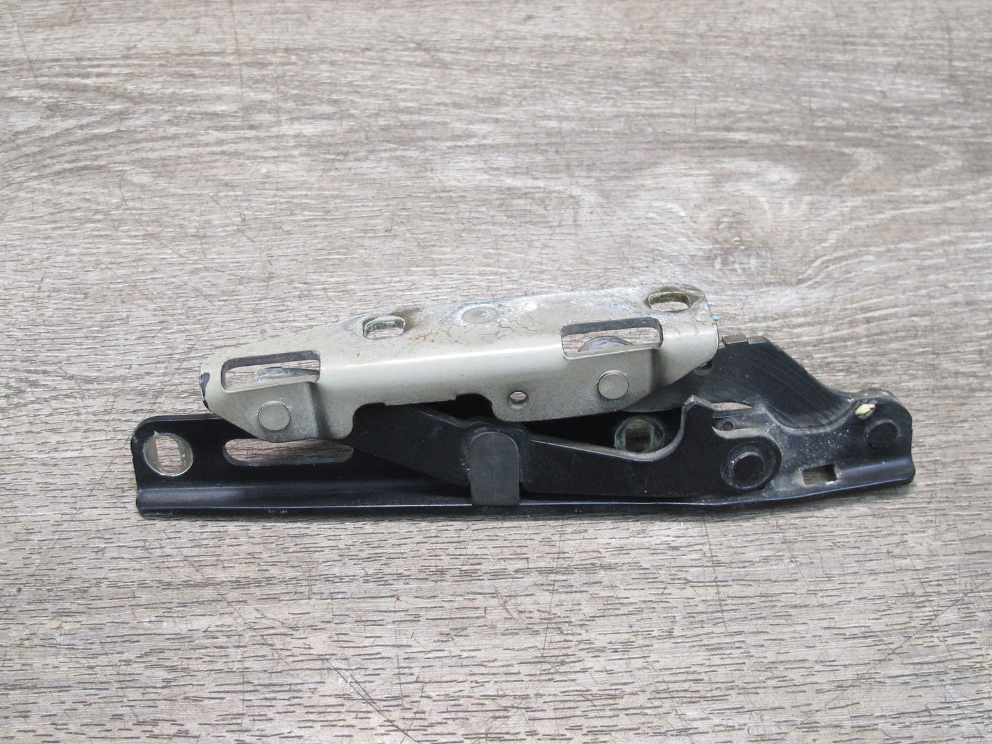 1999-2005 Porsche 911 Carrera 996 Rear Left & Right Side Engine Trunk Hinge Set