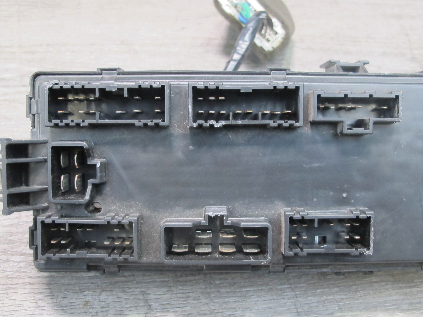 91-93 Mitsubishi 3000GT Interior Cabin Fuse Relay Box Module OEM