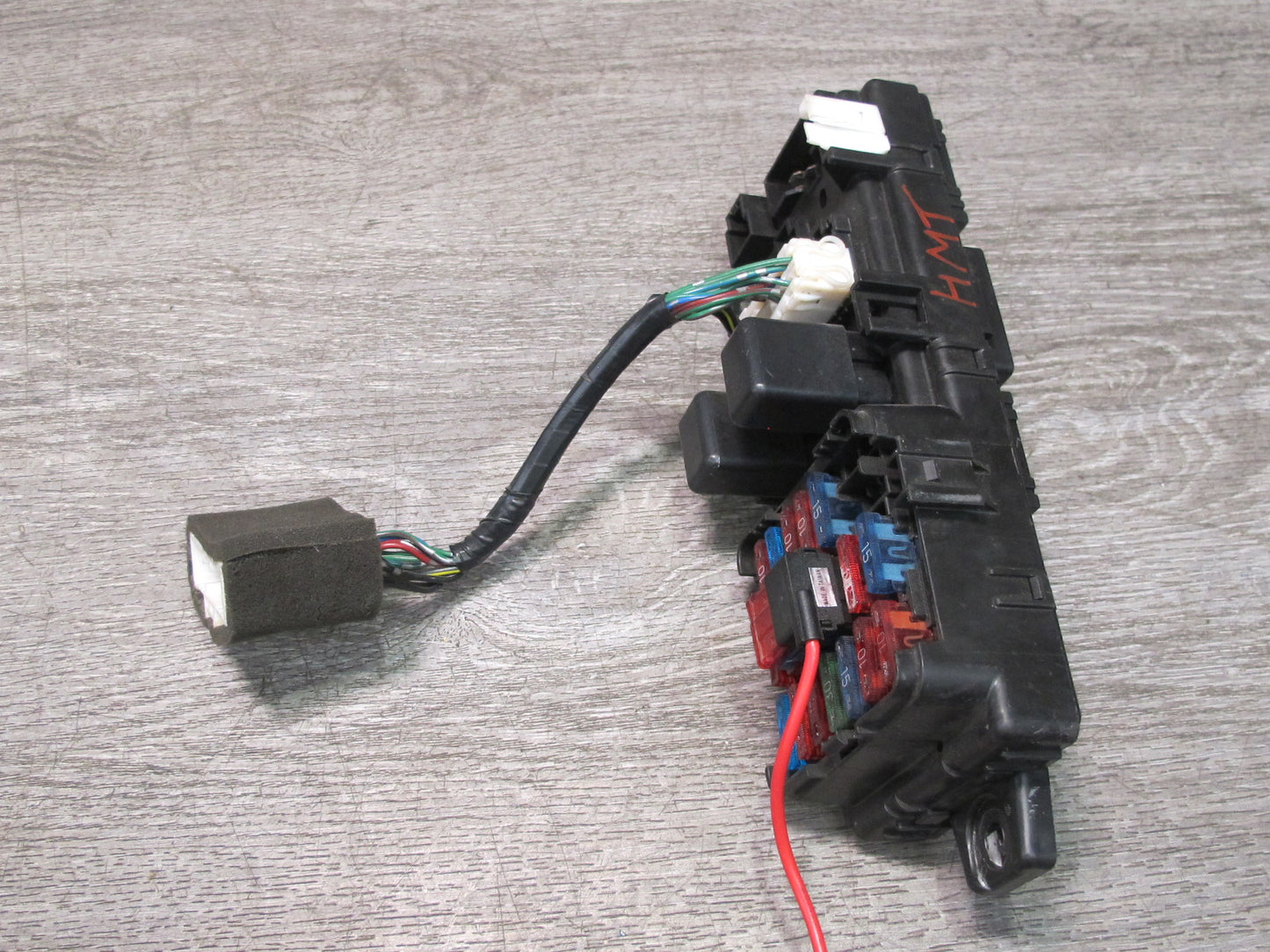 91-93 Mitsubishi 3000GT Interior Cabin Fuse Relay Box Module OEM