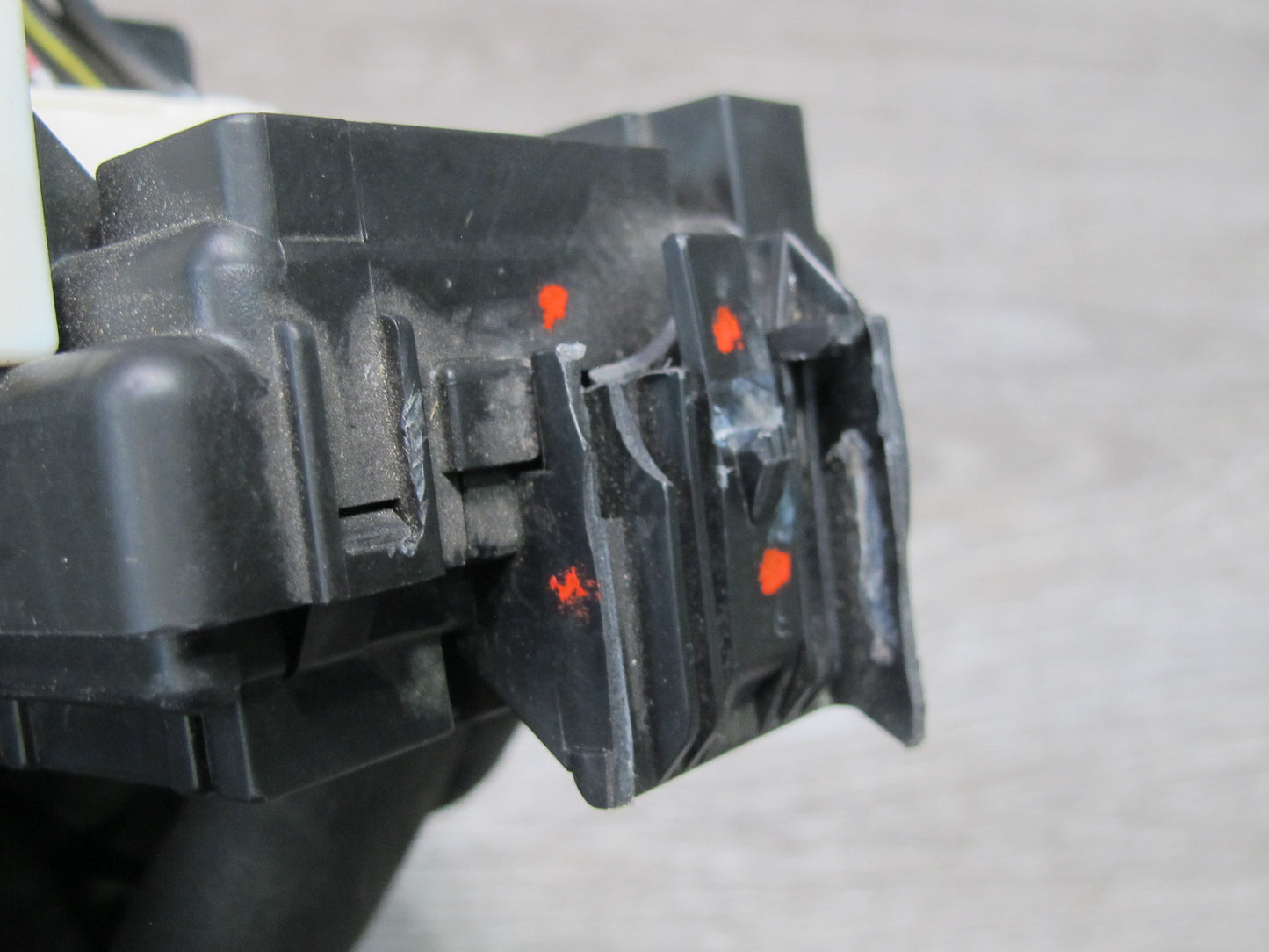91-93 Mitsubishi 3000GT Interior Cabin Fuse Relay Box Module OEM