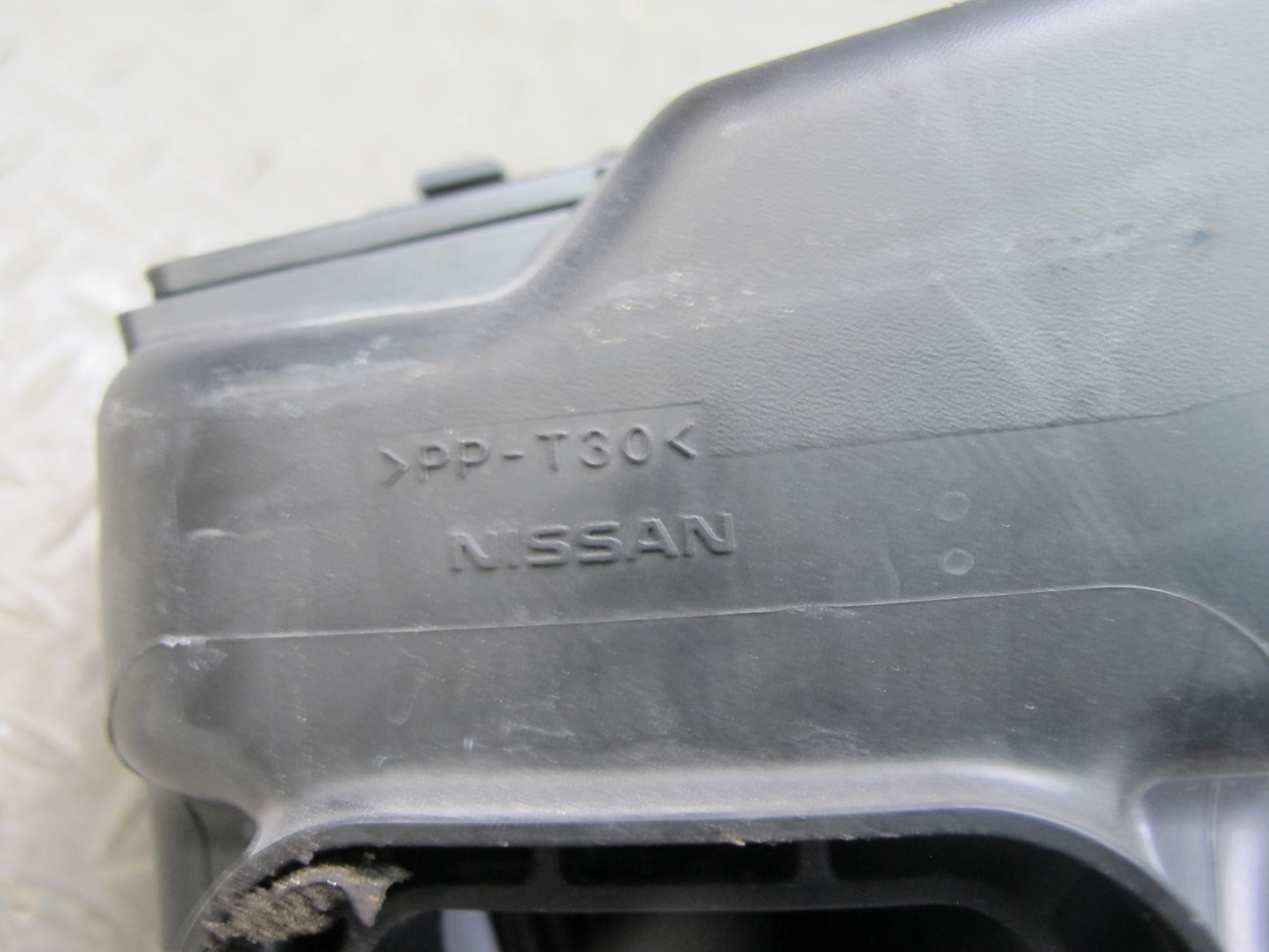 09-20 Nissan Z34 370Z Right Air Intake Cleaner Filter Box Assembly OEM