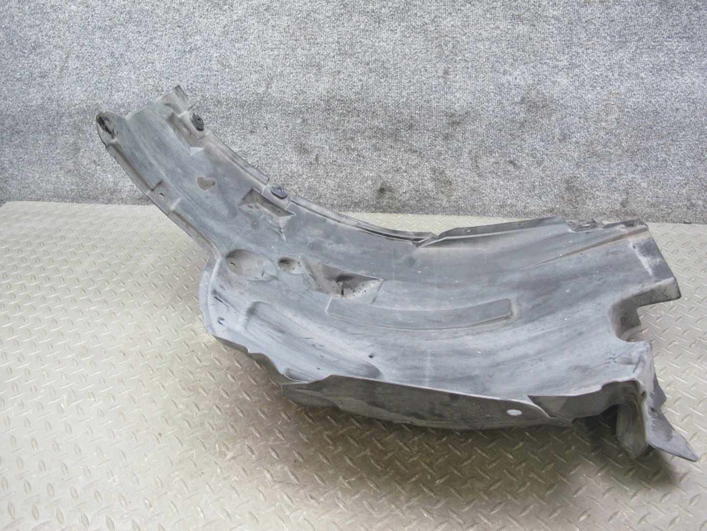 09-20 Nissan Z34 370Z Front Left & Right Fender Liner Rearward Splash Shield OEM