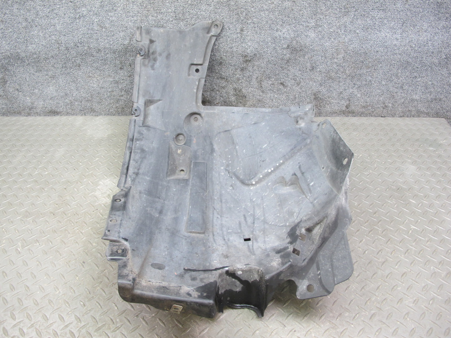 09-20 Nissan Z34 370Z Front Left & Right Fender Liner Rearward Splash Shield OEM