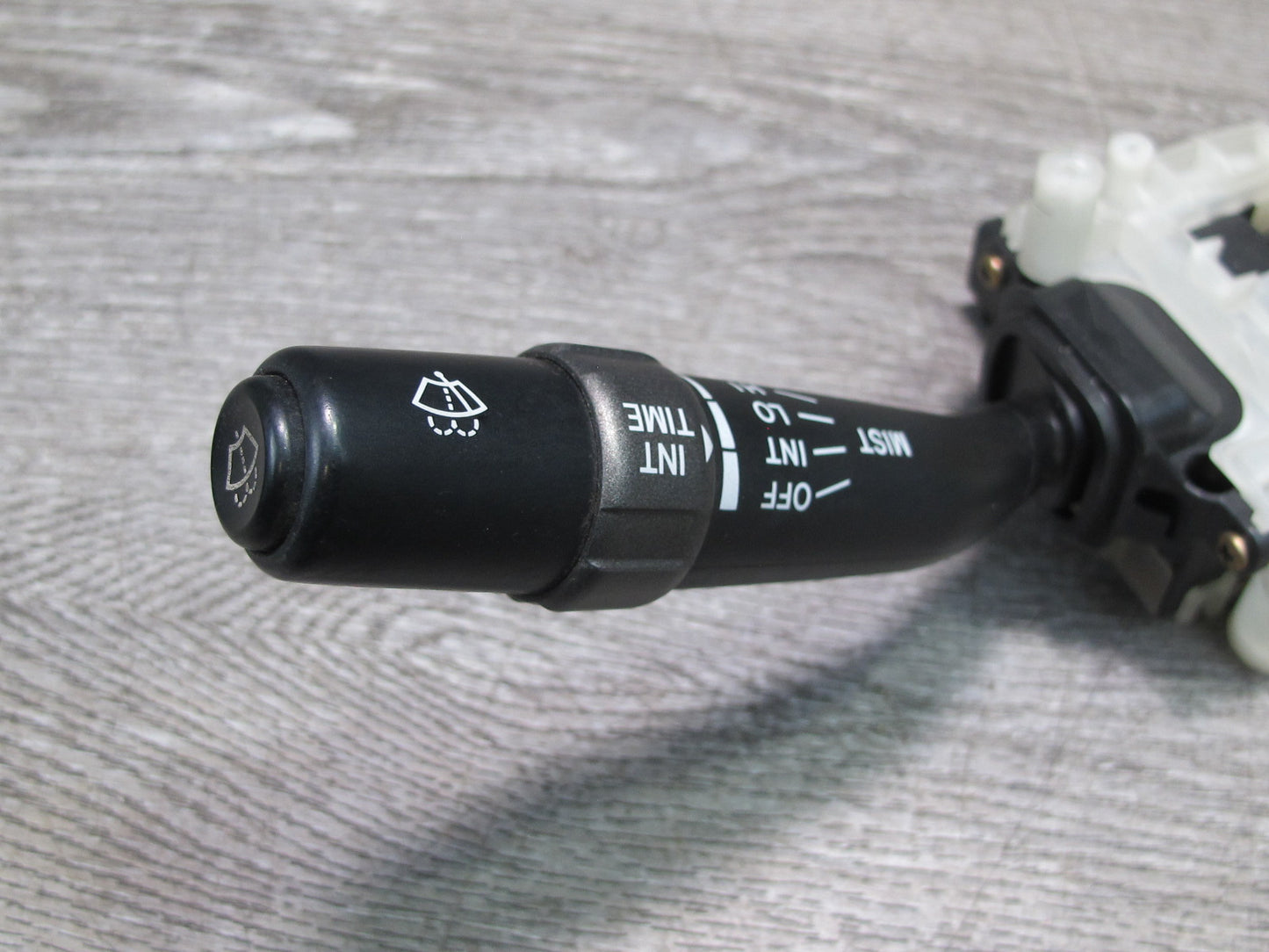 02-05 Lexus IS300 Sedan M/T Steering Column Headlight Turn Wiper Switch OEM