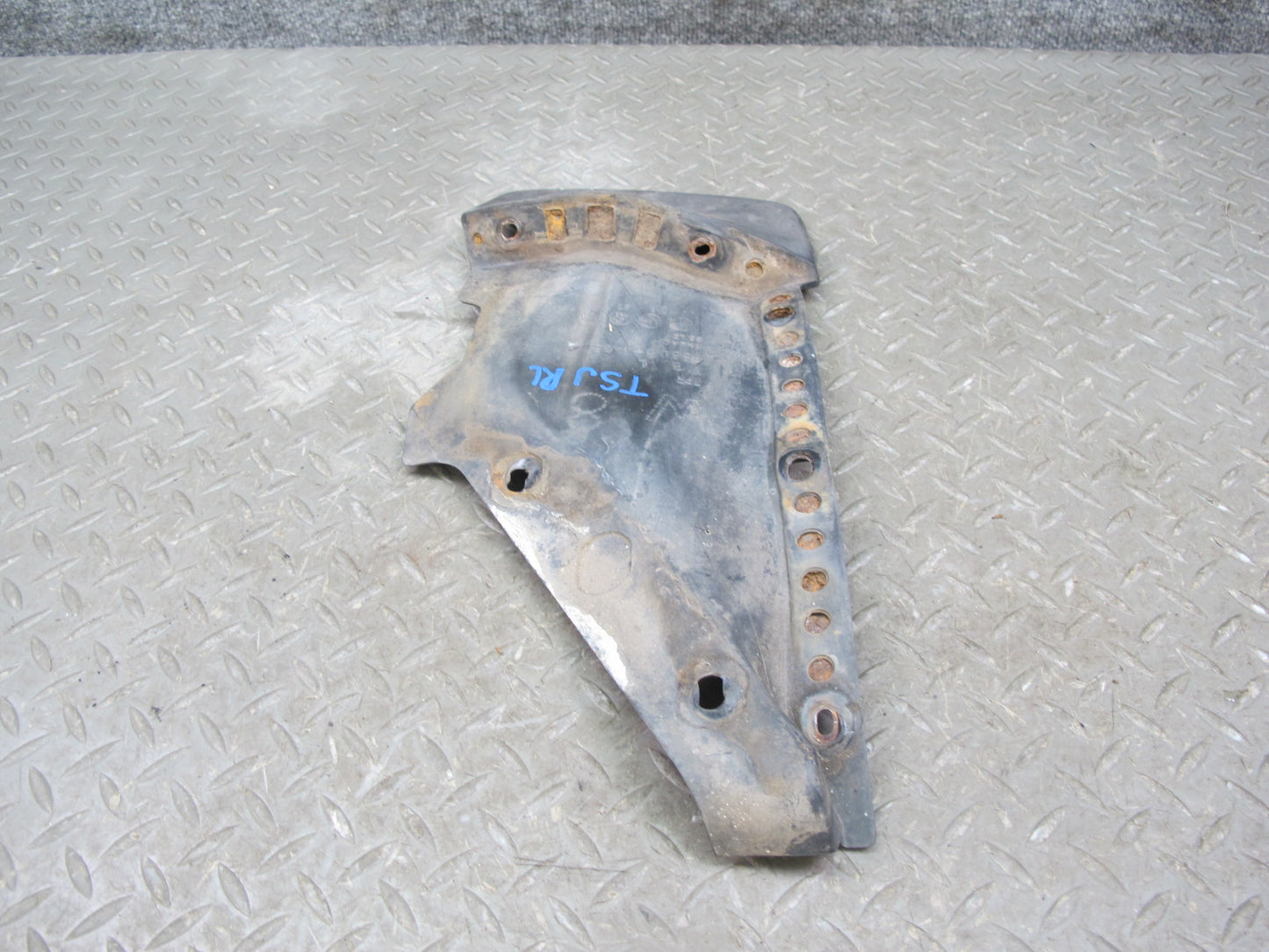 86-92 Toyota Supra MK3 Set of 2 Rear Right & Left MUD Flap Guard OEM