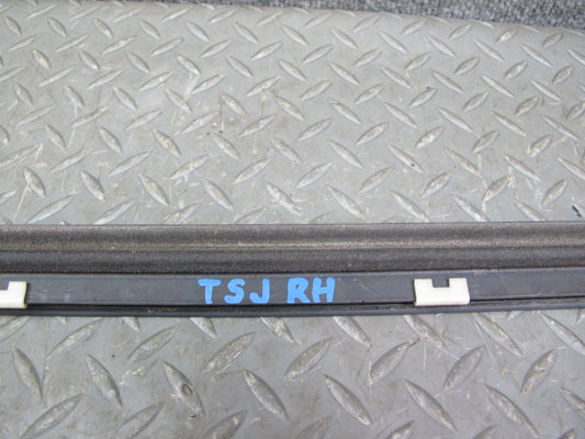 86-92 Toyota Supra MK3 Set of 2 Left Right Door Window Weatherstrip Molding OEM