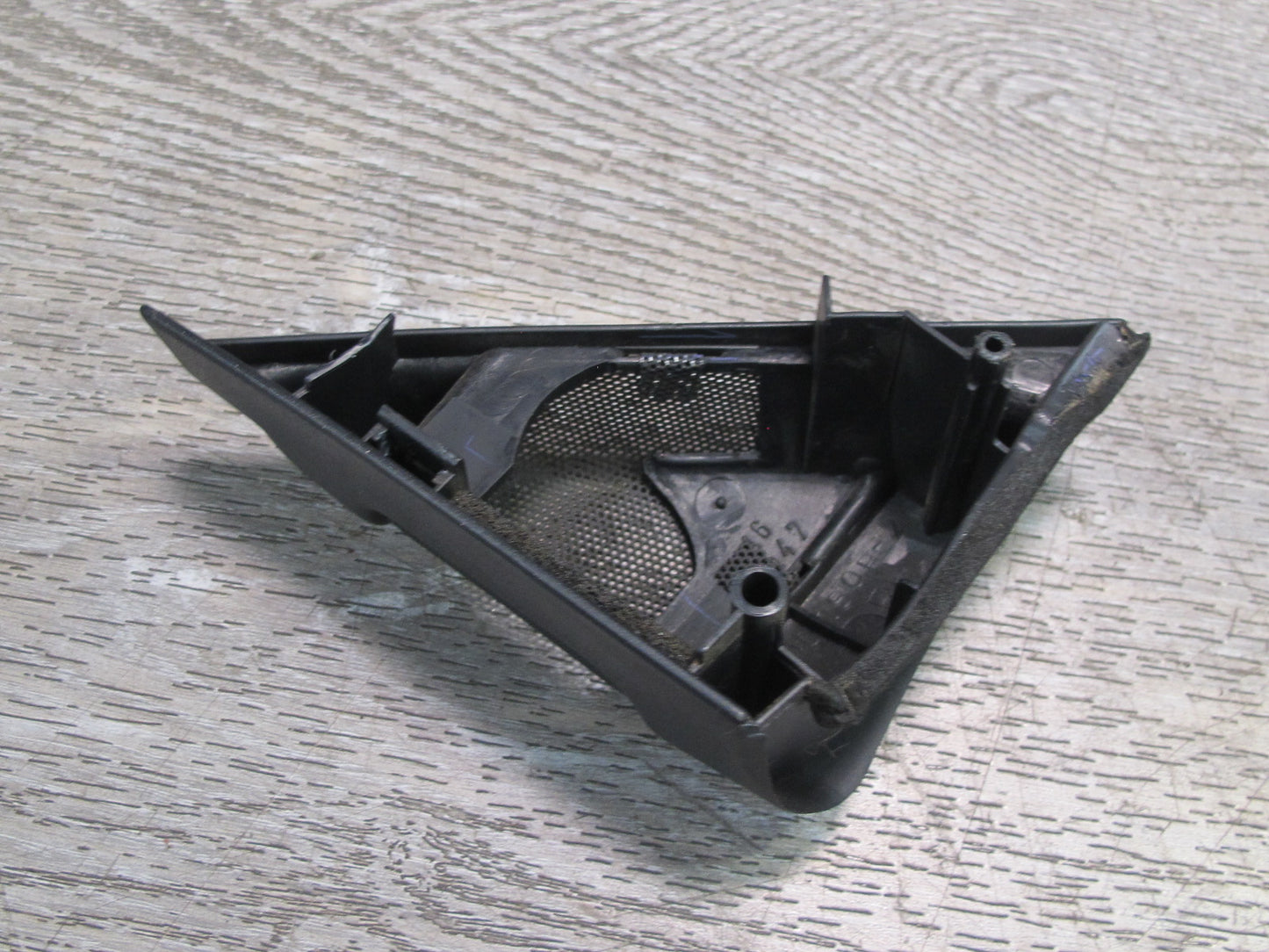 01-05 Lexus JCE10L IS300 Set of 2 Door Tweeter Speaker Trim Cover OEM