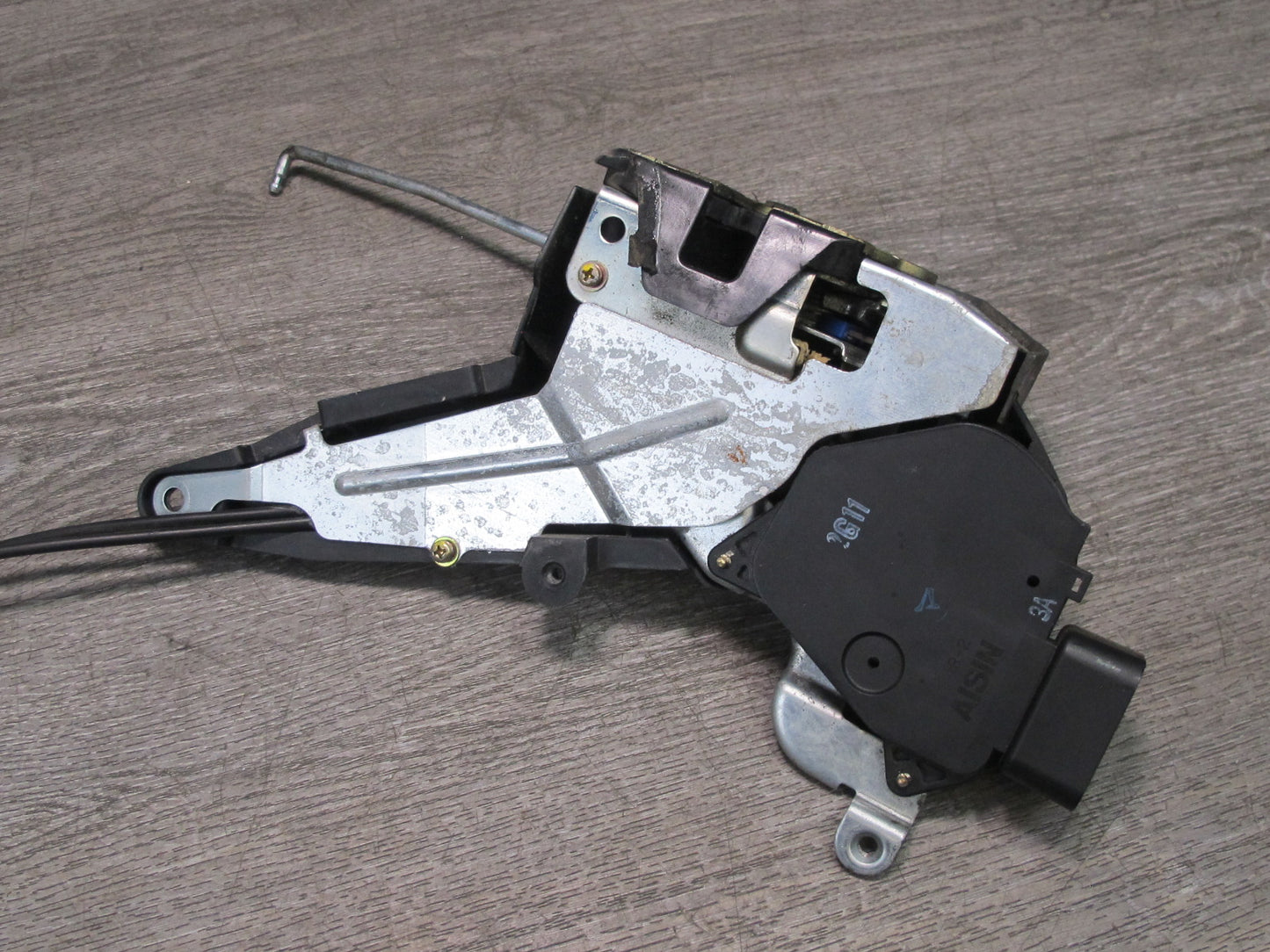 01-03 Lexus JCE10L IS300 Front Right Passenger Door Lock Latch Actuator OEM
