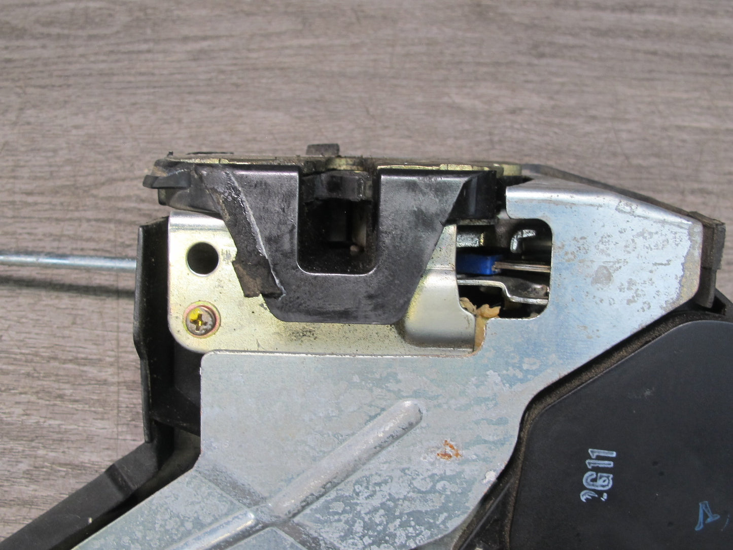 01-03 Lexus JCE10L IS300 Front Right Passenger Door Lock Latch Actuator OEM