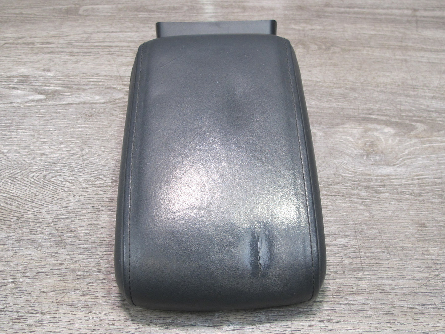 02-05 Lexus JCE10L IS300 Center Console Leather Armrest w Bracket Black OEM