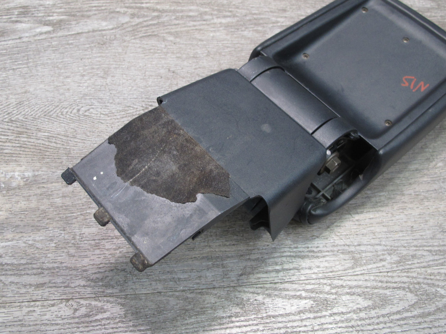 02-05 Lexus JCE10L IS300 Center Console Leather Armrest w Bracket Black OEM