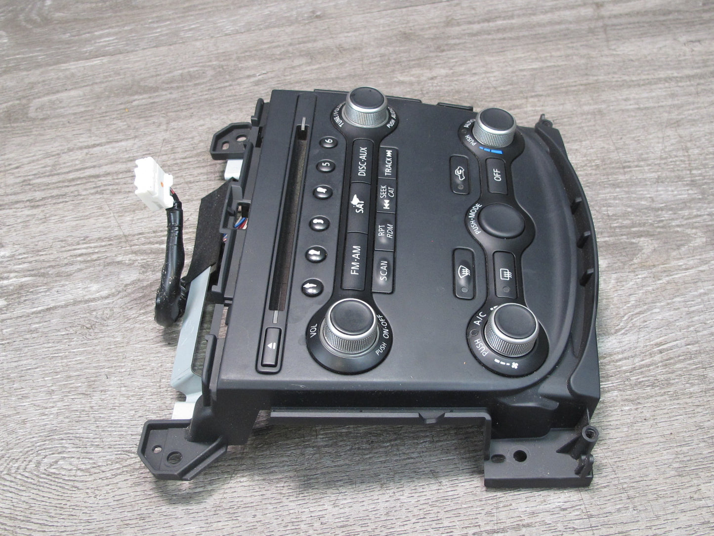 10-20 Nissan 370Z Z34 A/C Climate Control Radio Stereo Switch Panel Assembly OEM