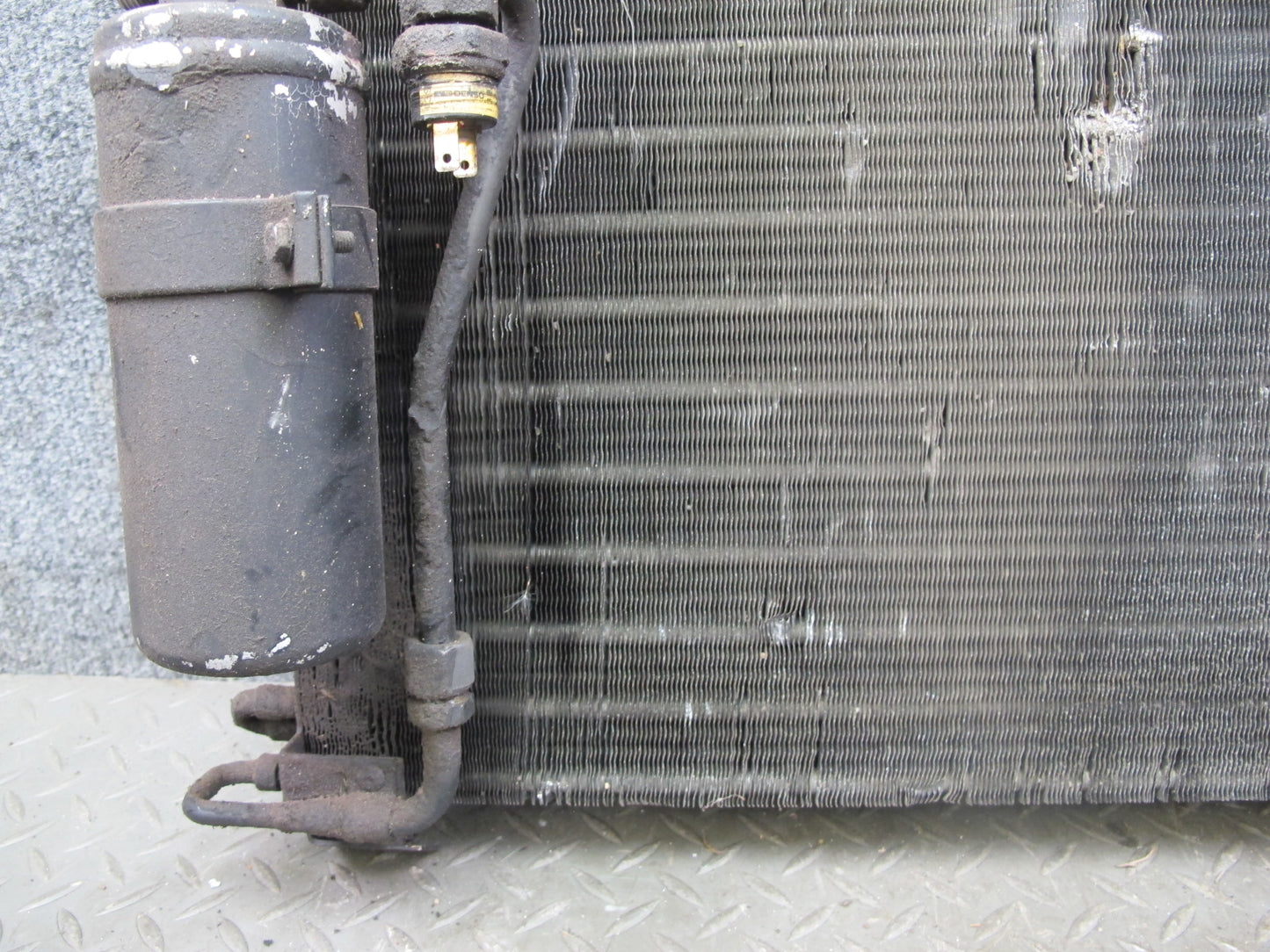 1987-1991 Porsche 928 S4 A/C Air Conditioning Condenser W/ Dryer