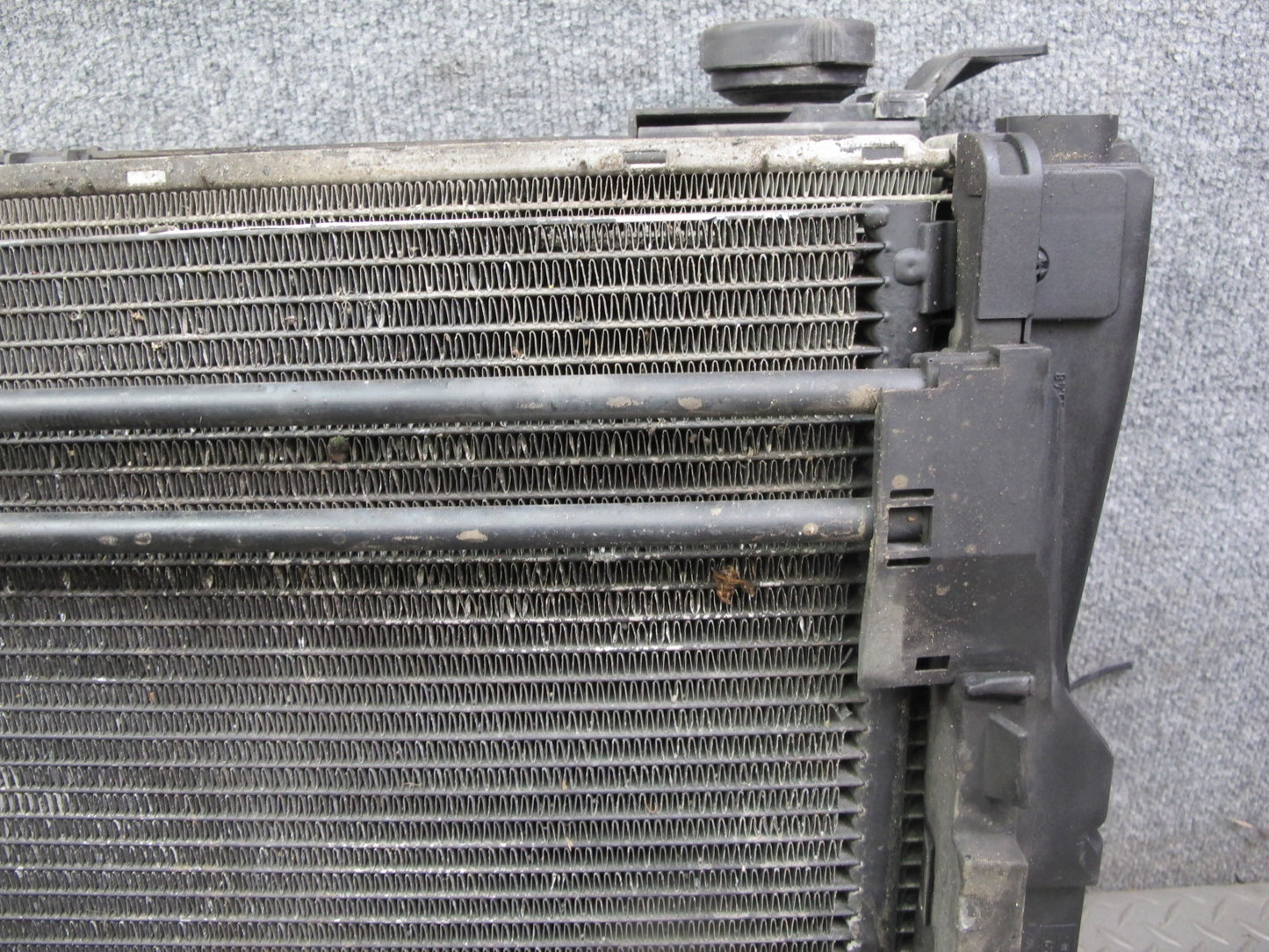 03-06 BMW E46 M54 MT Engine Radiator A/C Condenser Oil Cooler Fan Shroud Set OEM