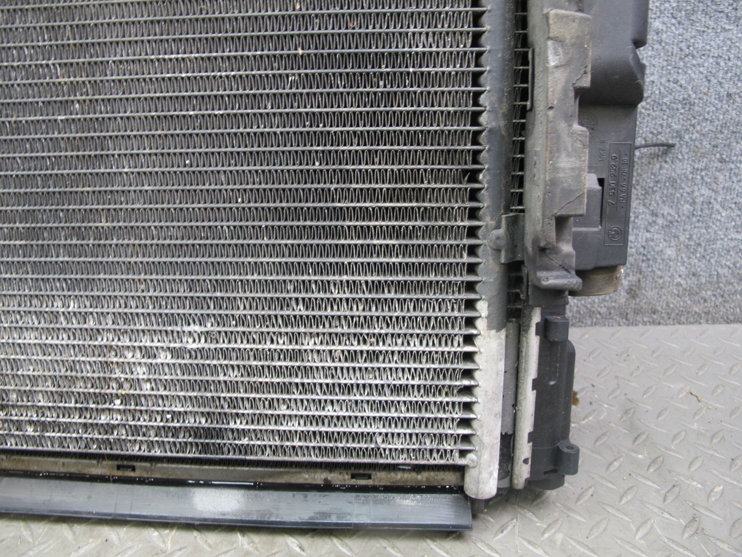 03-06 BMW E46 M54 MT Engine Radiator A/C Condenser Oil Cooler Fan Shroud Set OEM