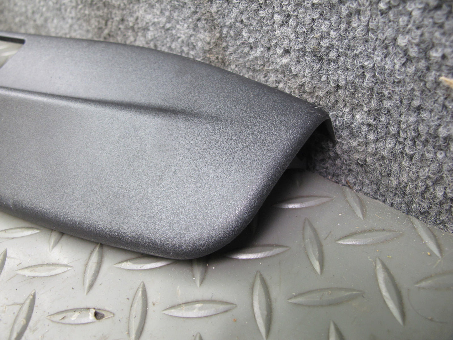 10-19 Nissan 370Z Z34 Convertible Upper Windshield Trim Cover 739E2-1ET0A OEM