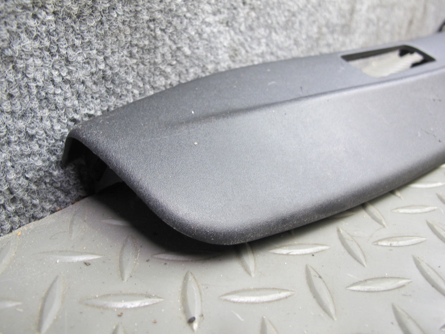 10-19 Nissan 370Z Z34 Convertible Upper Windshield Trim Cover 739E2-1ET0A OEM