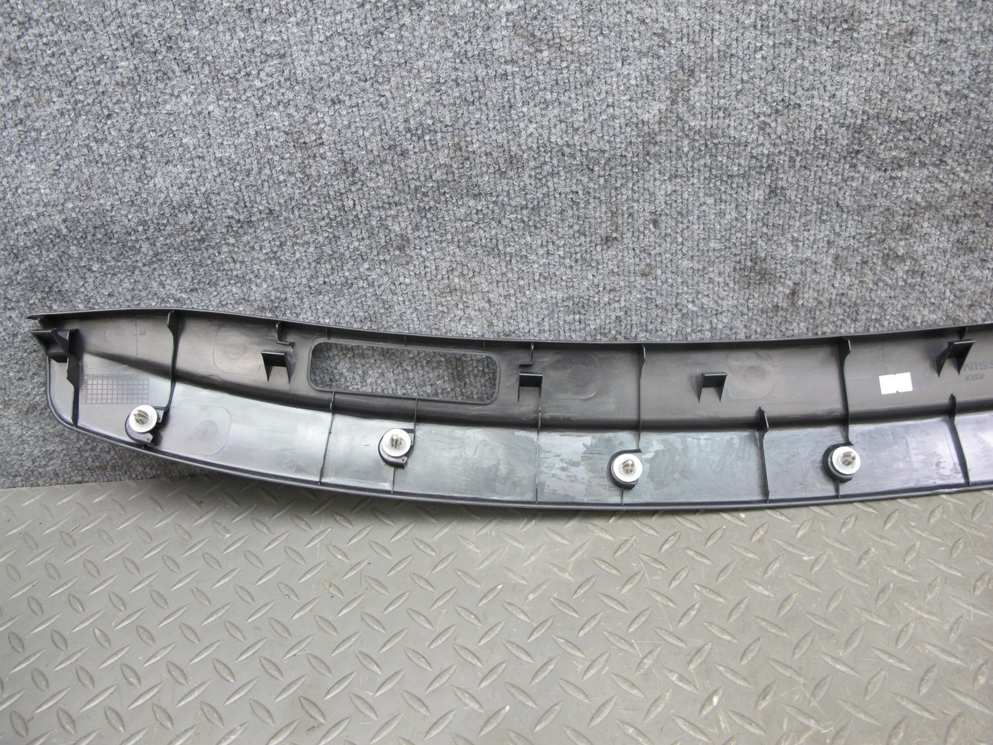 10-19 Nissan 370Z Z34 Convertible Upper Windshield Trim Cover 739E2-1ET0A OEM