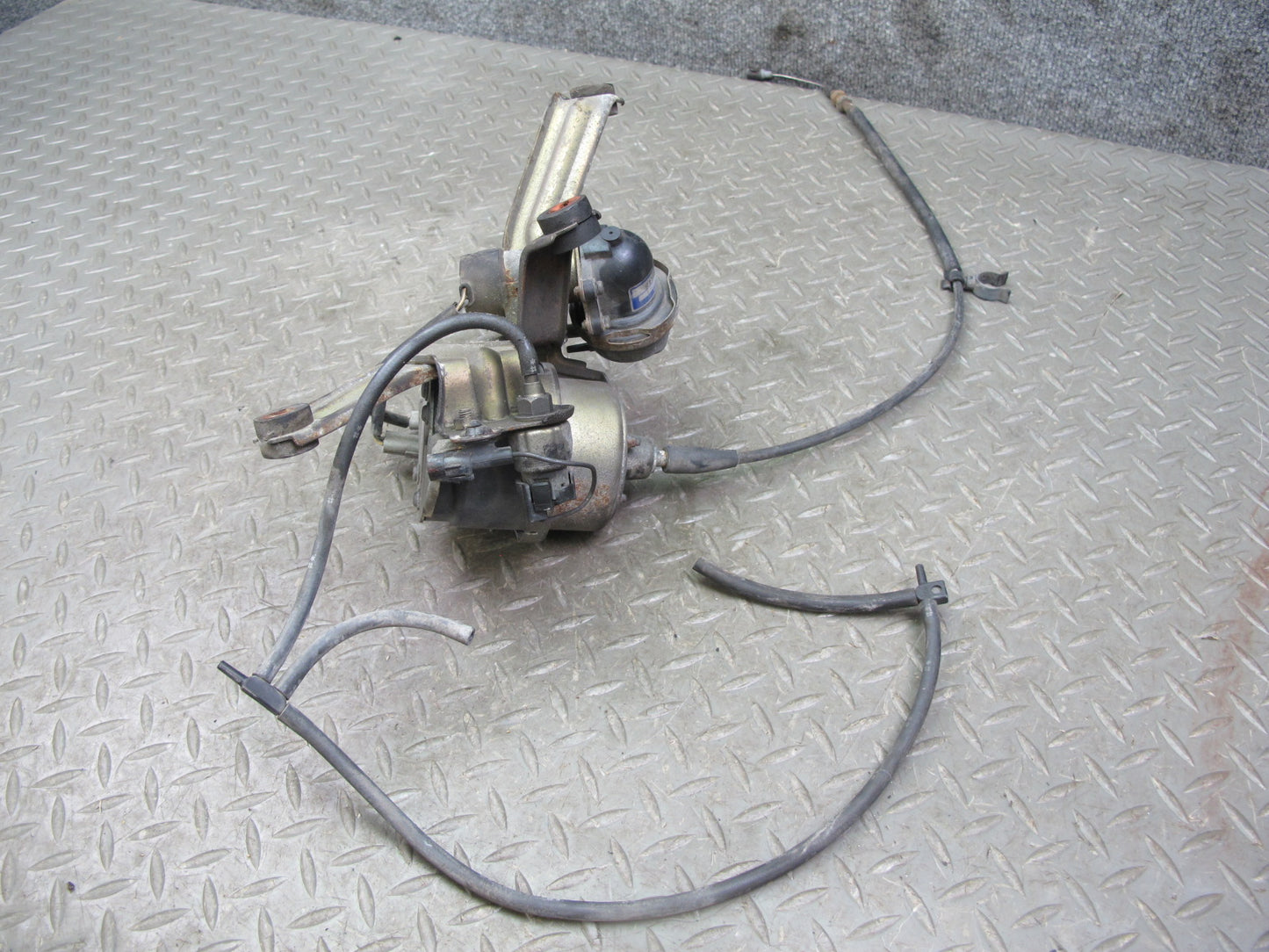 86-92 Toyota Supra MA70L Turbo Speed Cruise Control Actuator Unit w Cable OEM