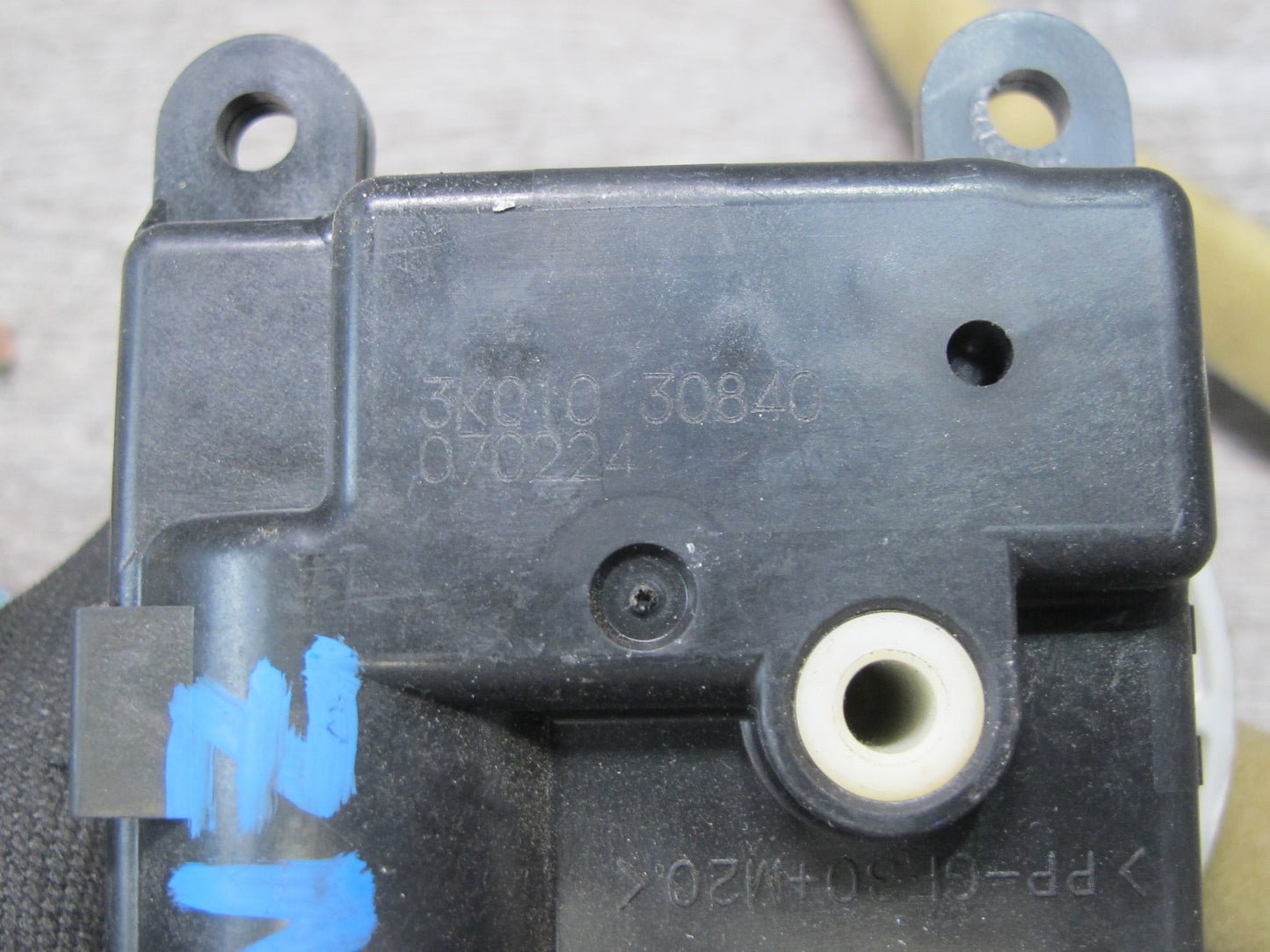 07-08 Nissan 350Z Z33 Coupe Set of 3 A/C Heater Flap Actuator Motor w Wiring OEM