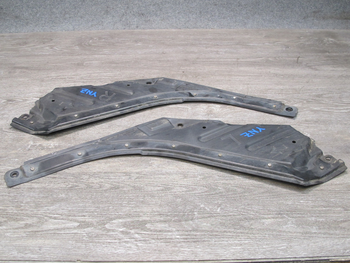 07-08 Nissan 350Z Z33 Coupe Set of 2 Front Right & Left Floor Splash Shield OEM