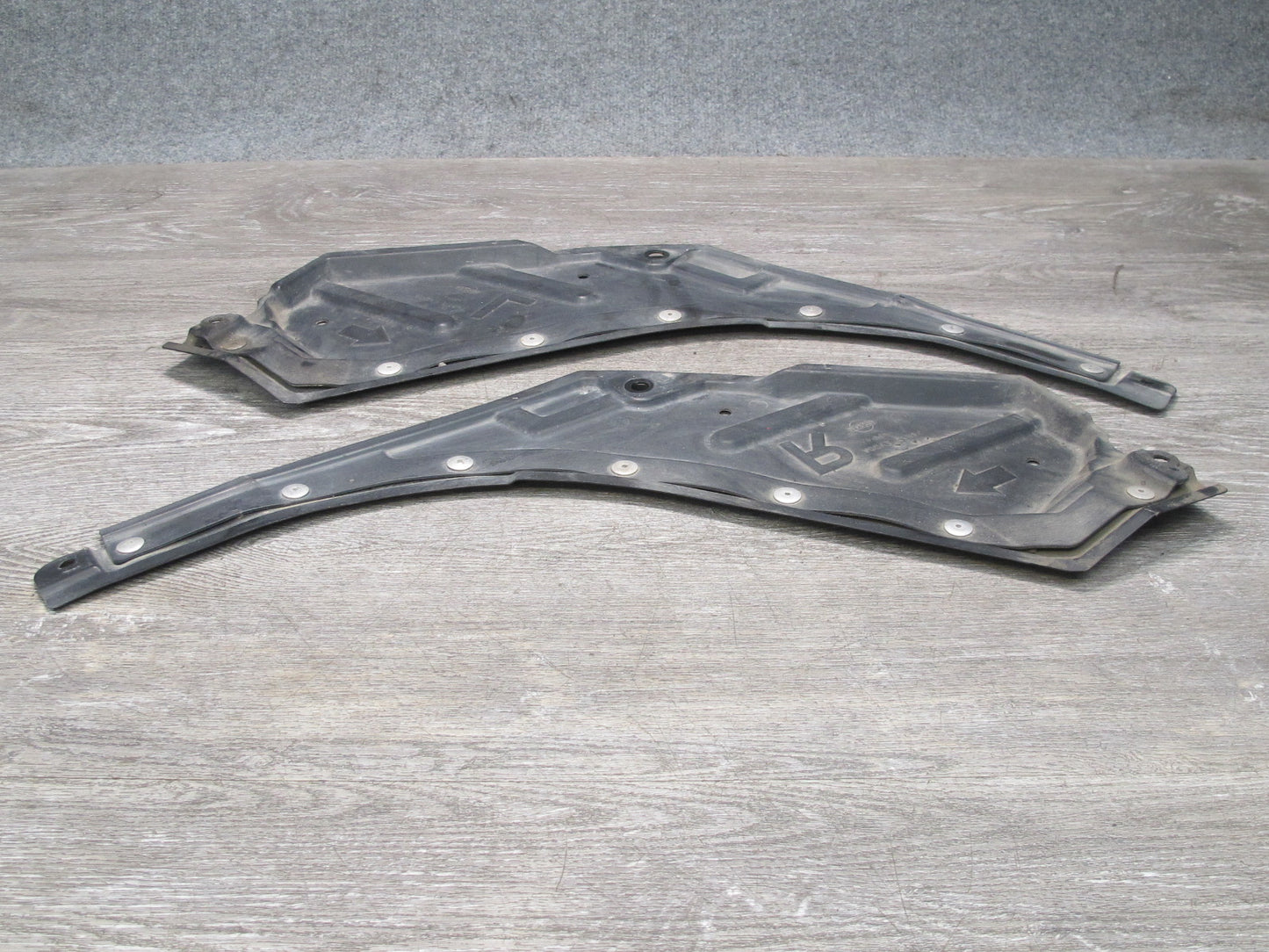 07-08 Nissan 350Z Z33 Coupe Set of 2 Front Right & Left Floor Splash Shield OEM