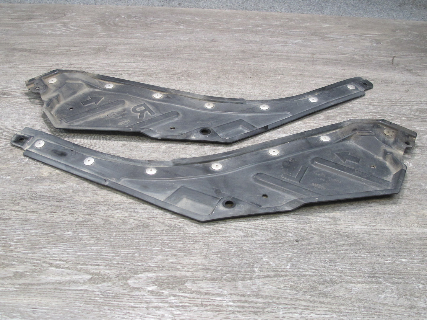 07-08 Nissan 350Z Z33 Coupe Set of 2 Front Right & Left Floor Splash Shield OEM
