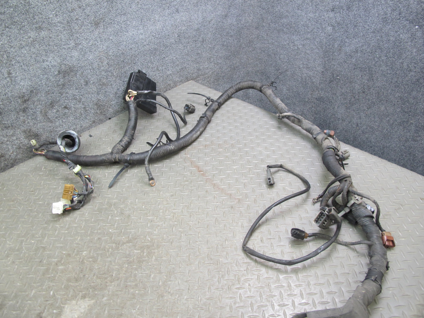 90-91 Nissan Z32 300ZX VG30DE NON Turbo M/T Engine Bay Wire Wiring Harness OEM
