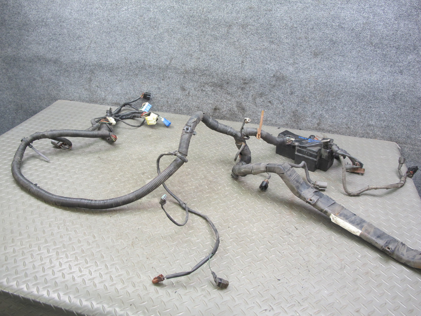 90-91 Nissan Z32 300ZX VG30DE NON Turbo M/T Engine Bay Wire Wiring Harness OEM