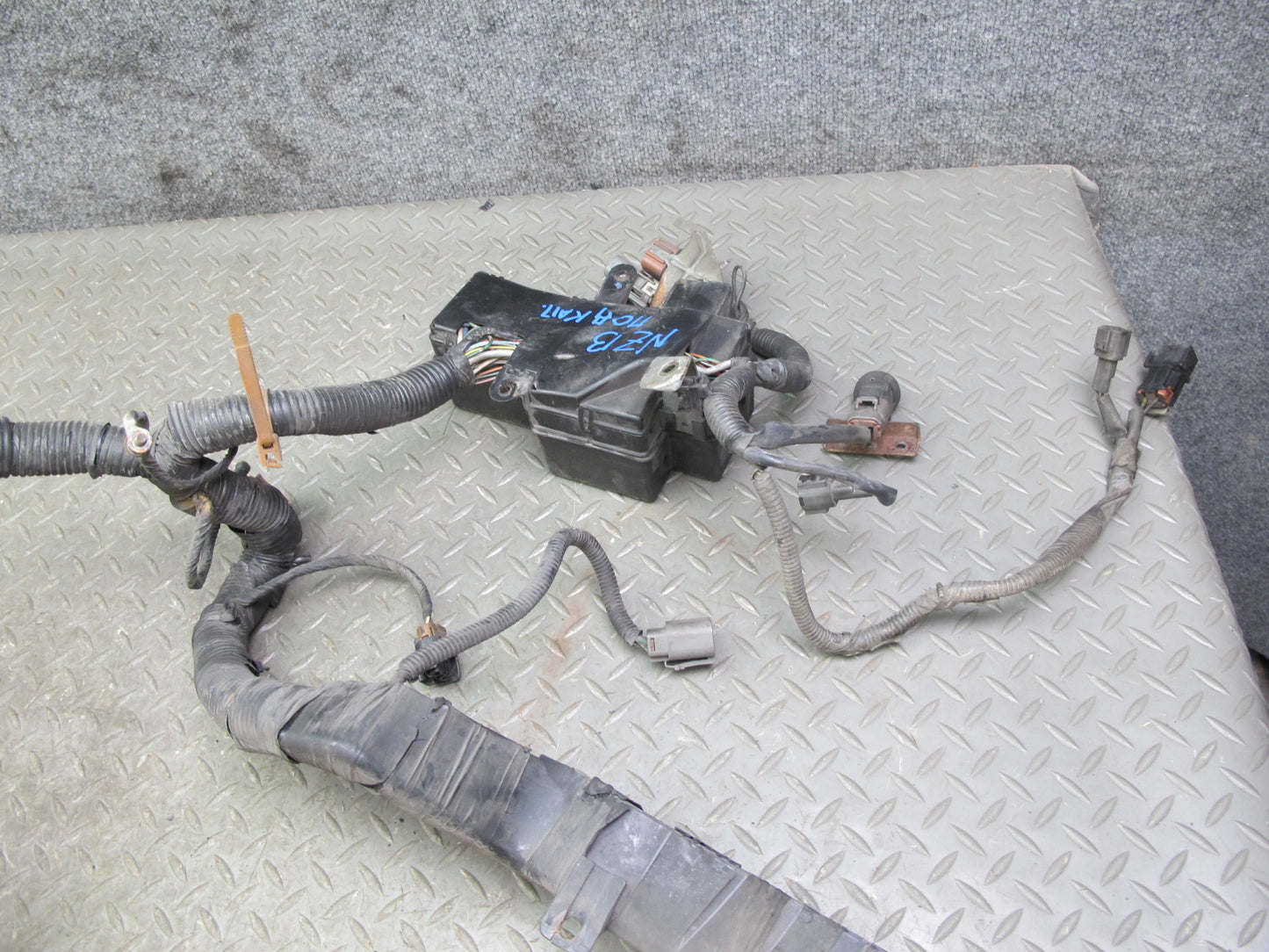 90-91 Nissan Z32 300ZX VG30DE NON Turbo M/T Engine Bay Wire Wiring Harness OEM