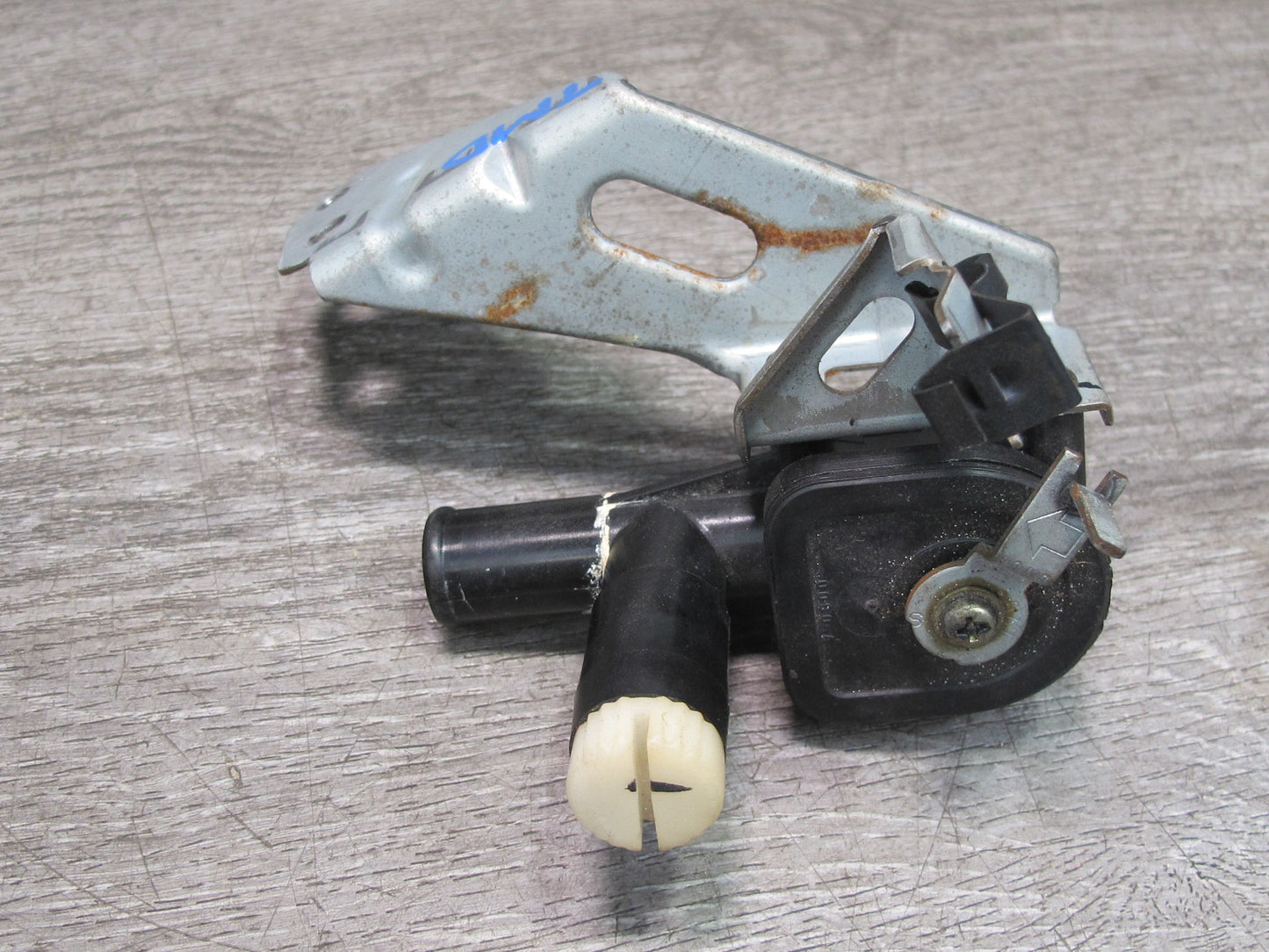 85-89 Toyota MR2 AW15 Heater Control Valve w Bracket OEM