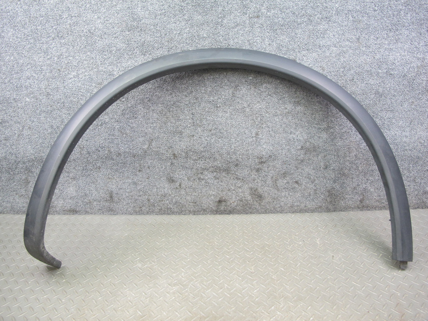 11-18 Porsche Cayenne 958 Rear Left & Right Wheel Fender Flare Trim Molding Set