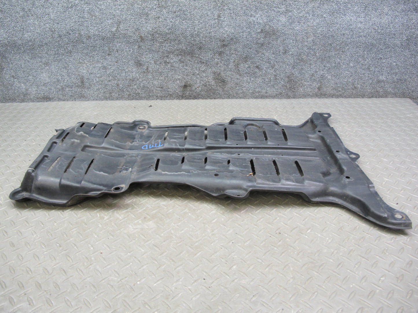 85-89 Toyota MR2 AW15 Fuel Tank Rear Protector Splash Shield Cover OEM