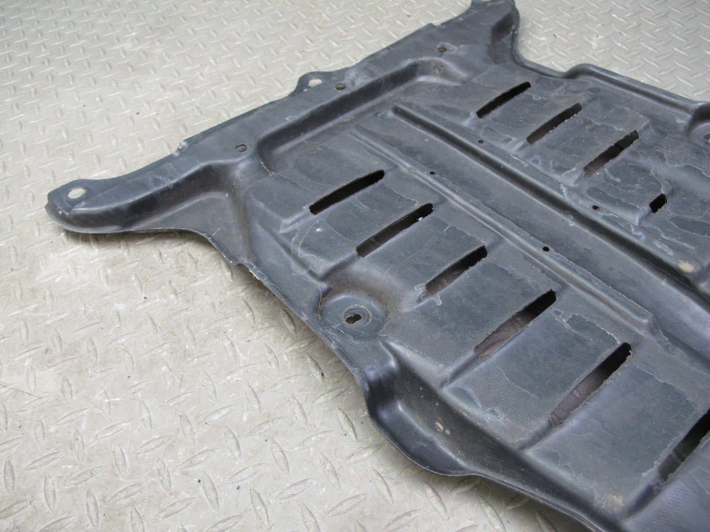 85-89 Toyota MR2 AW15 Fuel Tank Rear Protector Splash Shield Cover OEM