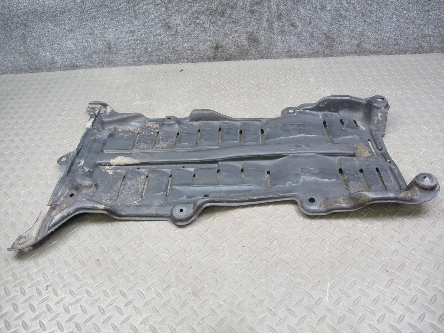 85-89 Toyota MR2 AW15 Fuel Tank Rear Protector Splash Shield Cover OEM