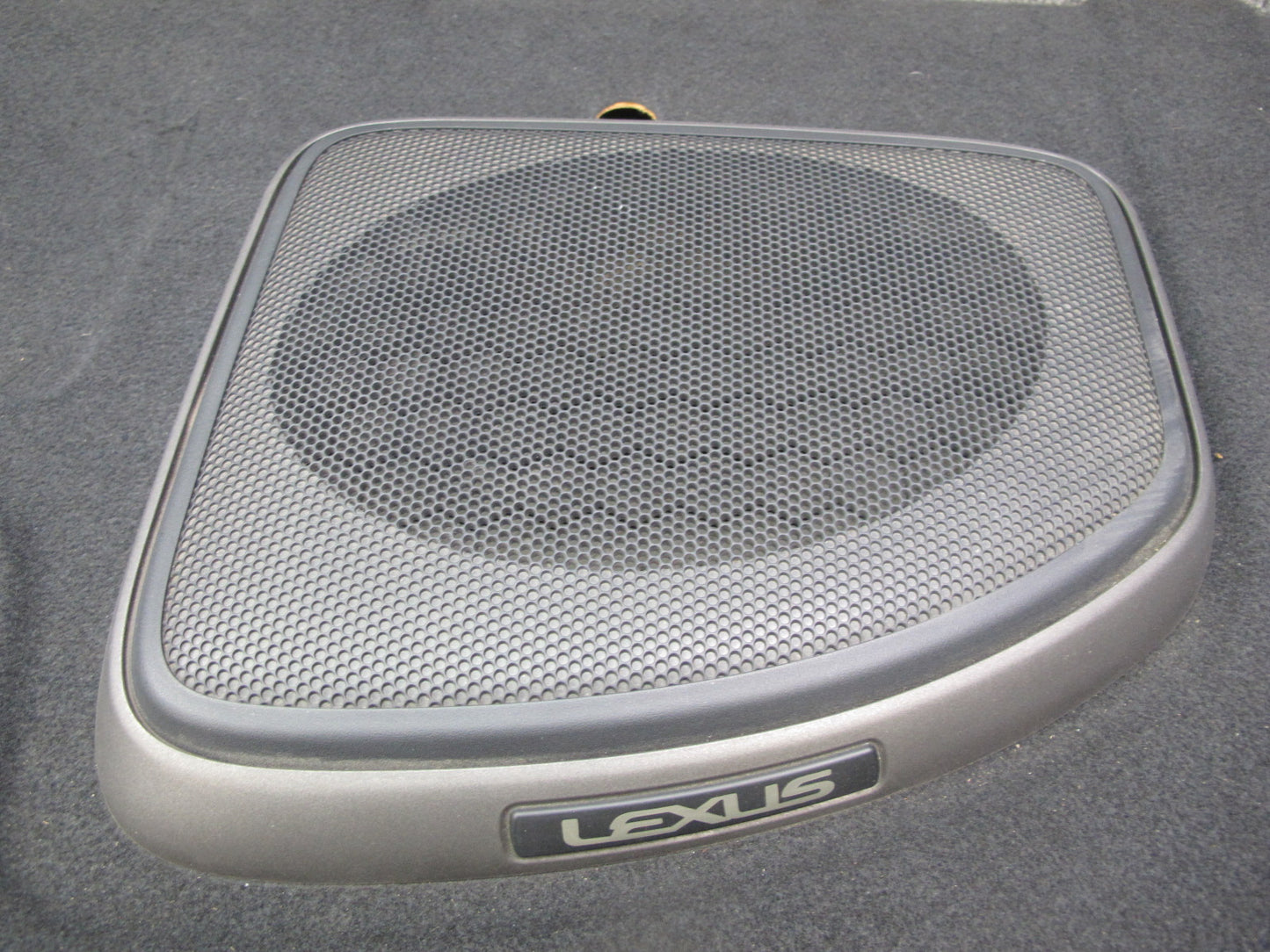 01-05 Lexus JCE10L IS300 Sedan Rear Parcel Shelf Trim Cover w Brake Light OEM