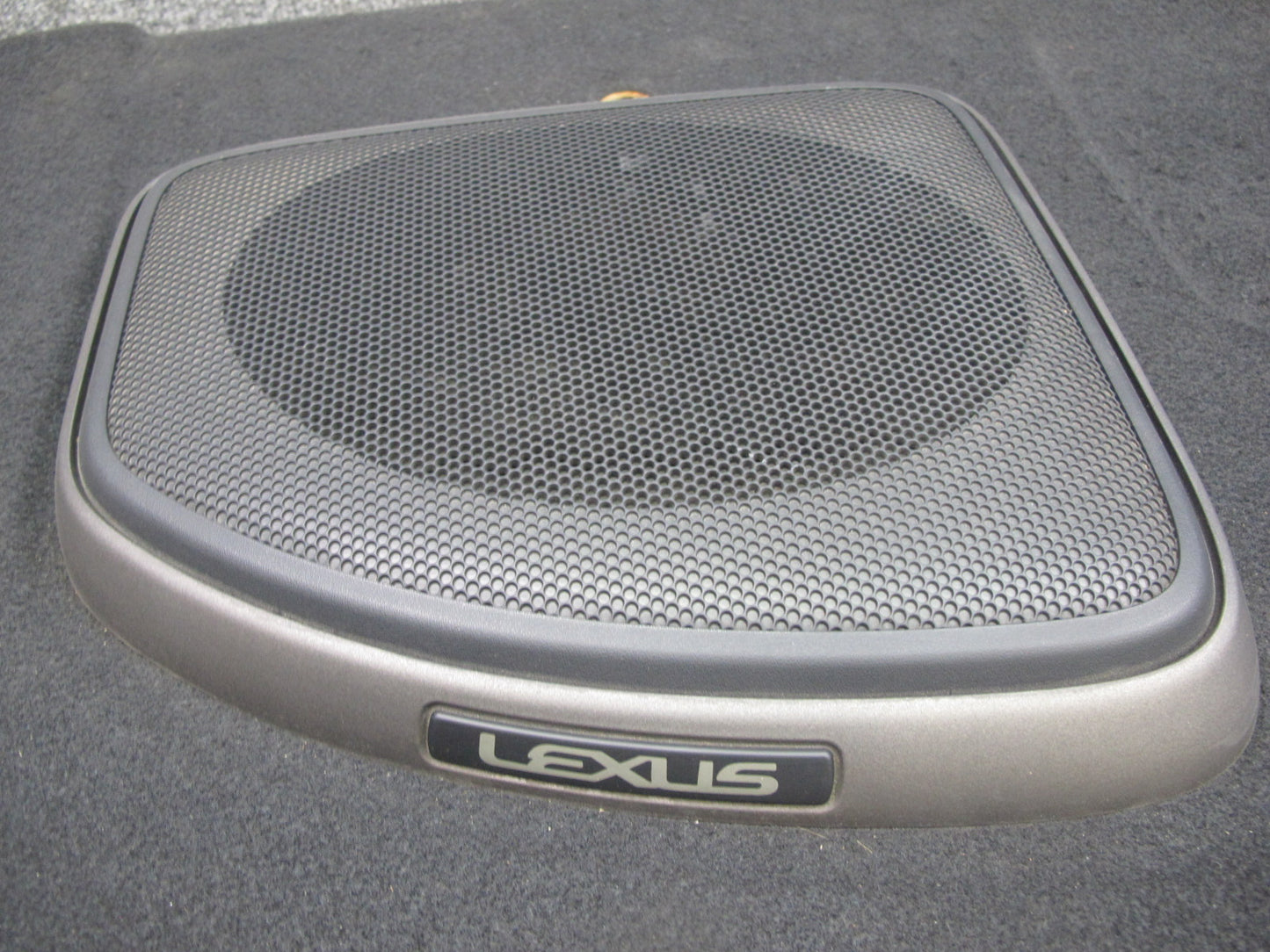 01-05 Lexus JCE10L IS300 Sedan Rear Parcel Shelf Trim Cover w Brake Light OEM