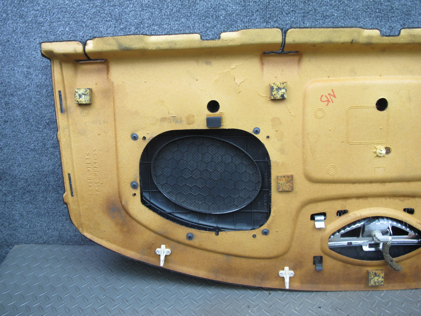 01-05 Lexus JCE10L IS300 Sedan Rear Parcel Shelf Trim Cover w Brake Light OEM