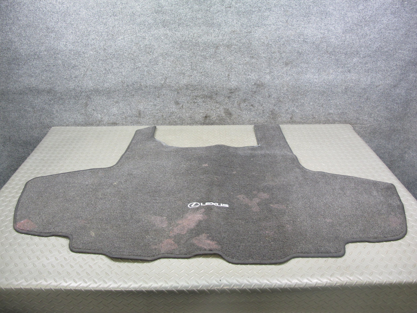01-05 Lexus JCE10L IS300 Sedan Rear Trunk Floor MAT Carpet Cover OEM