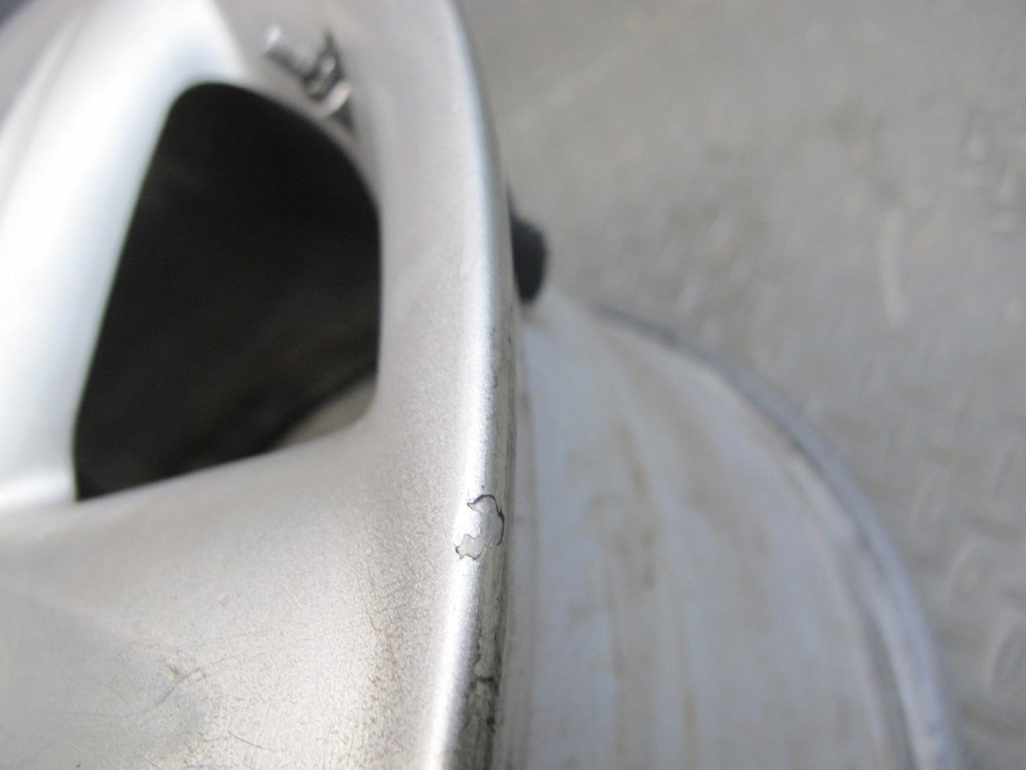 03-08 Mercedes R230 Rear 18" R18 Alloy Wheel Rim 18x9.5J ET40 2304010502 OEM