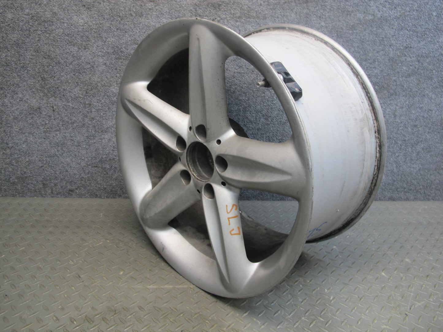 03-08 Mercedes R230 Rear 18" R18 Alloy Wheel Rim 18x9.5J ET40 2304010502 OEM