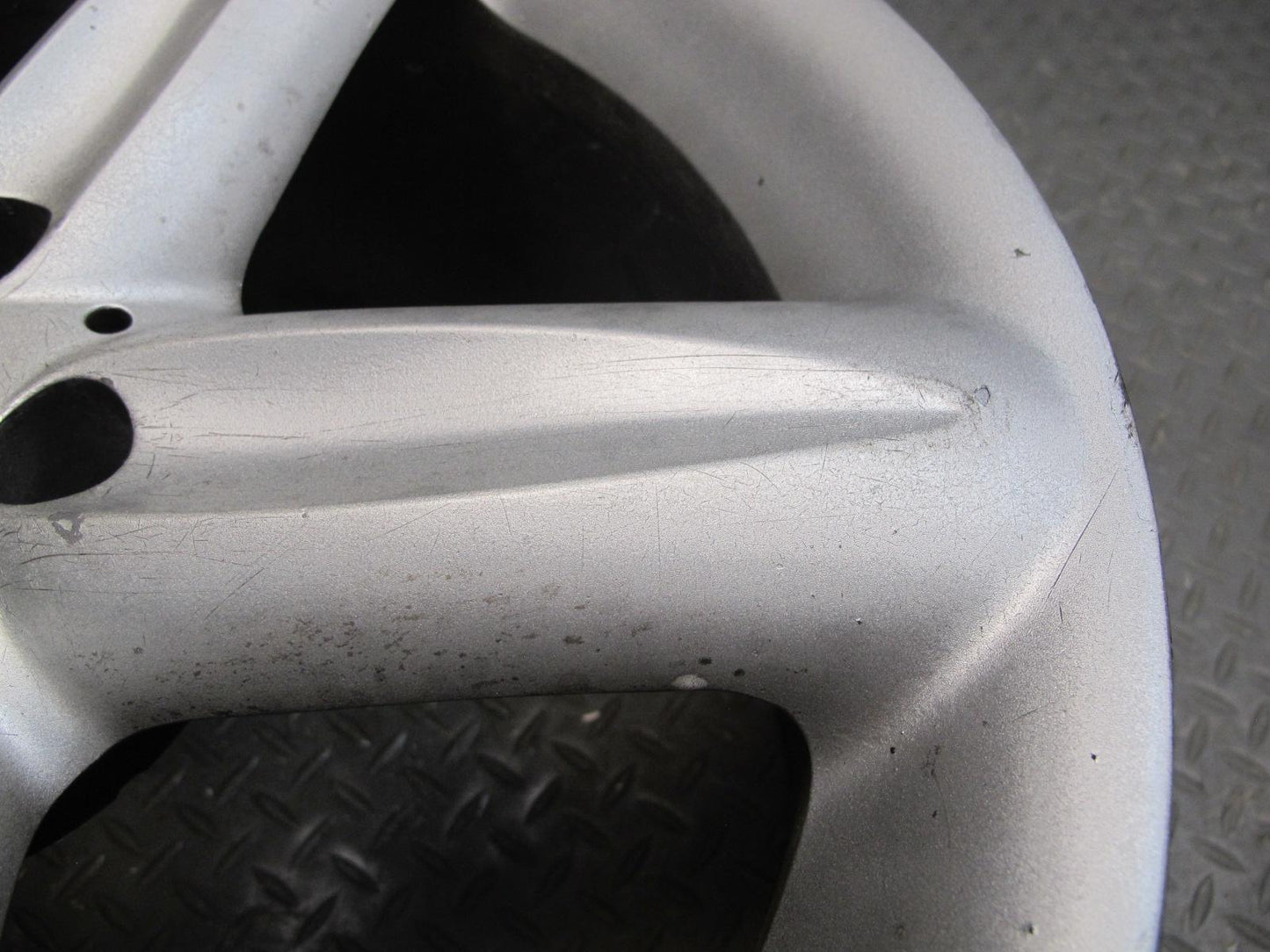03-08 Mercedes R230 Rear 18" R18 Alloy Wheel Rim 18x9.5J ET40 2304010502 OEM