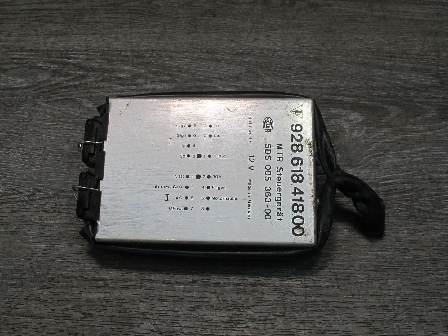 1987-1995 Porsche 928 S Air Vent Control Module Unit 92861841800