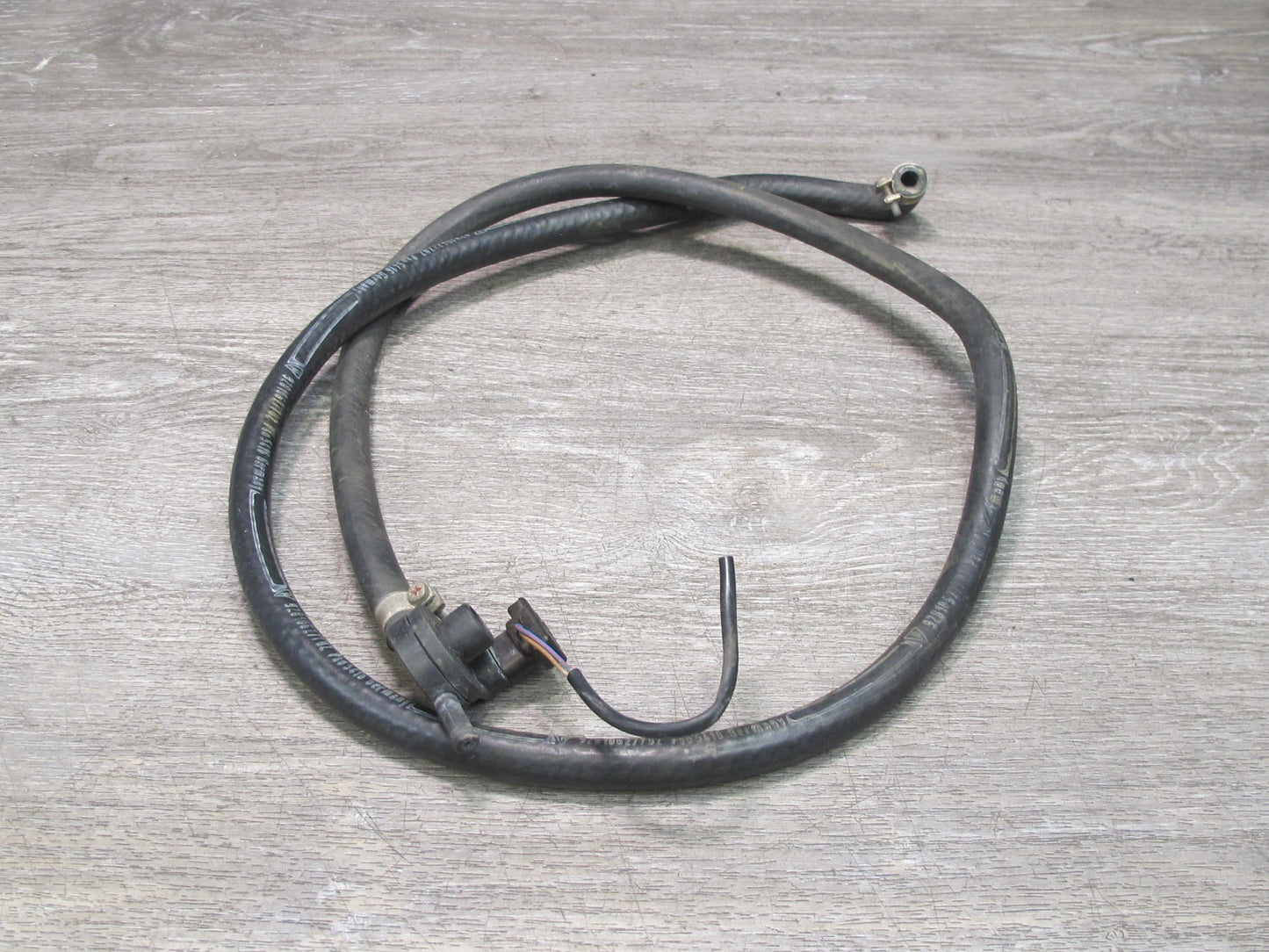 1987-1995 Porsche 928 S Engine Radiator Hose Pipe Line Pressure Switch