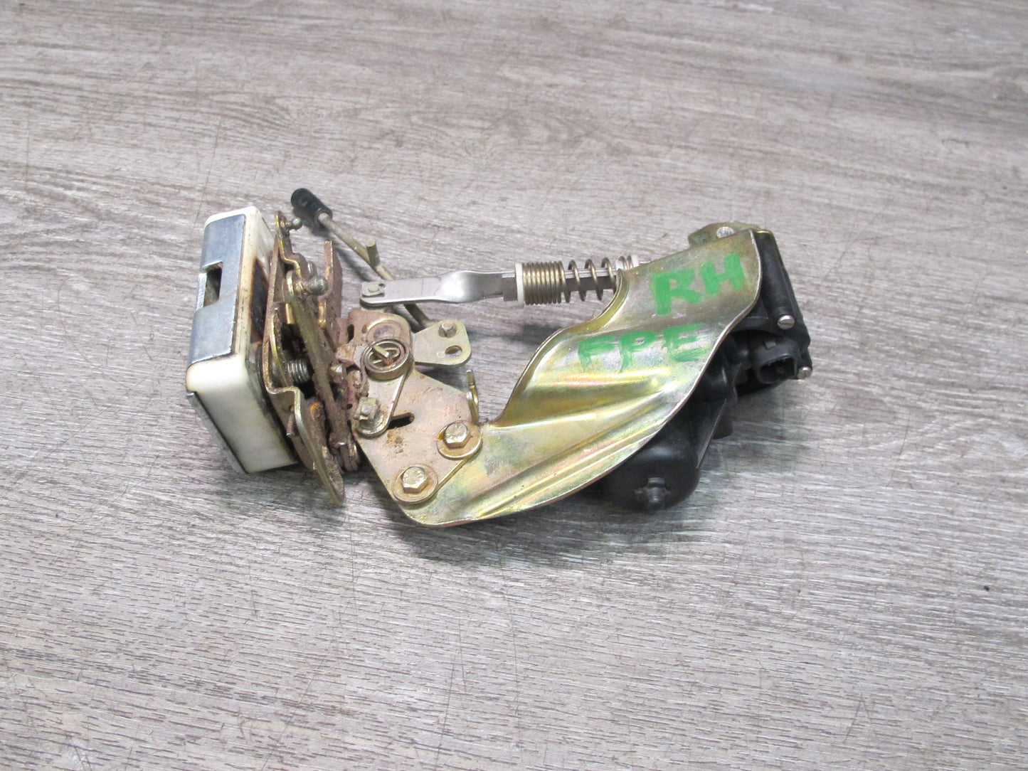 1987-1995 Porsche 928 S Front Right Pass Side Door Lock Latch Actuator